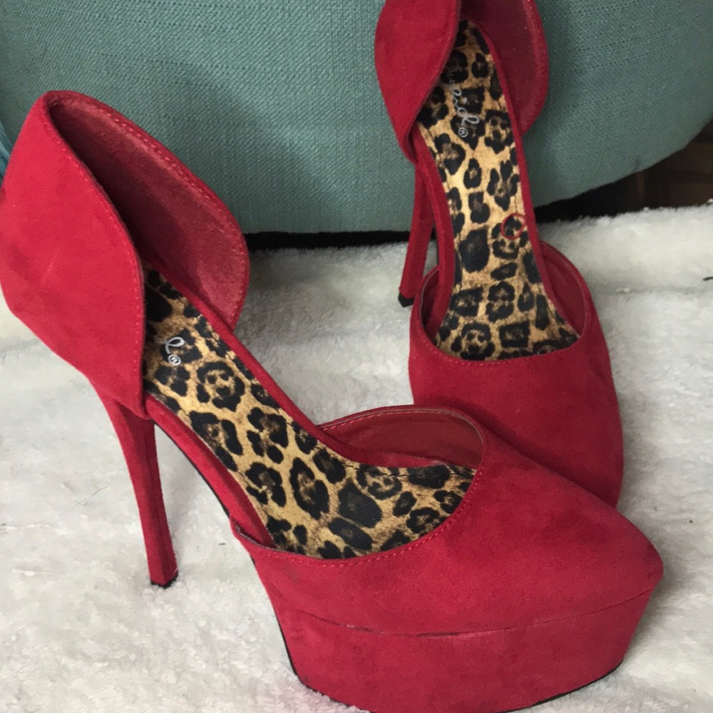 Red Hot pumps